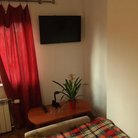 Dworek W Zieleni Varšava Pokoj fotografie
