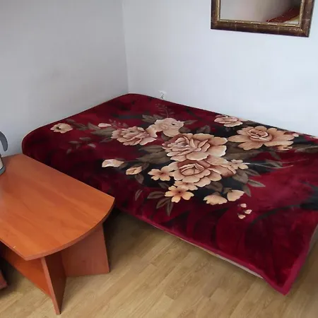 Dworek W Zieleni Varšava Pokoj fotografie
