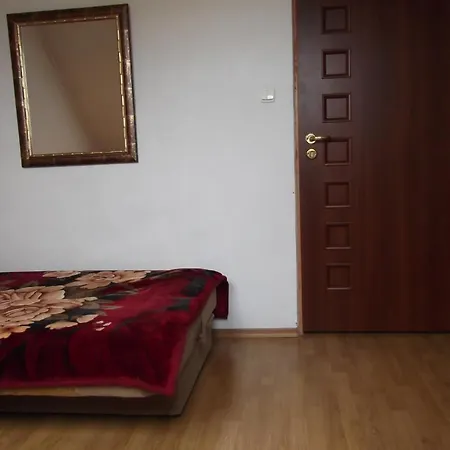 Dworek W Zieleni Varšava Pokoj fotografie